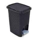 imagem de LIXEIRA RATTAN PRT C/PEDAL 7LTS
