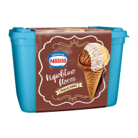 imagem de Sorvete Nestlé Tradicional Napolitano Flocos 1.5L